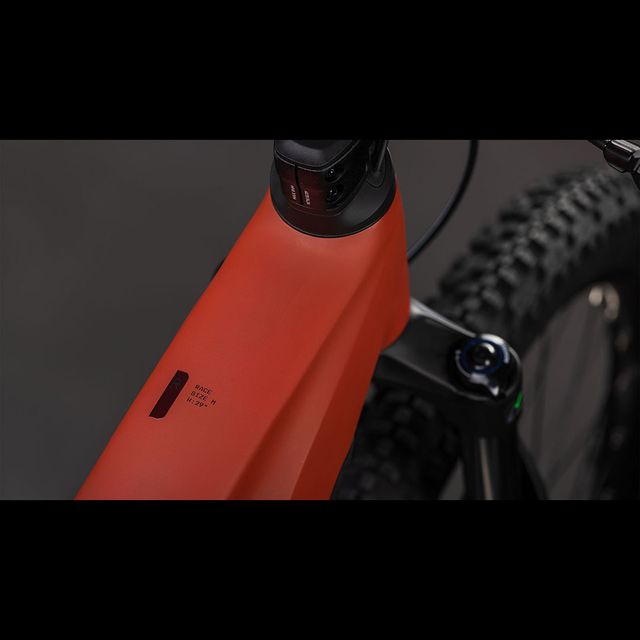 CUBE Reaction Hybrid Race 800 sähköpyörä